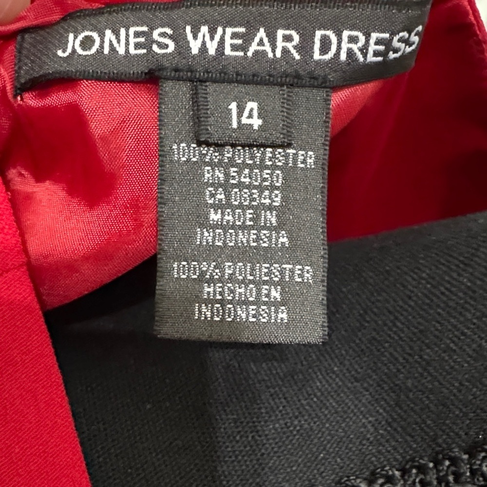 Jones Wear Dress Sz 14 red lined - Picture 2 of 10